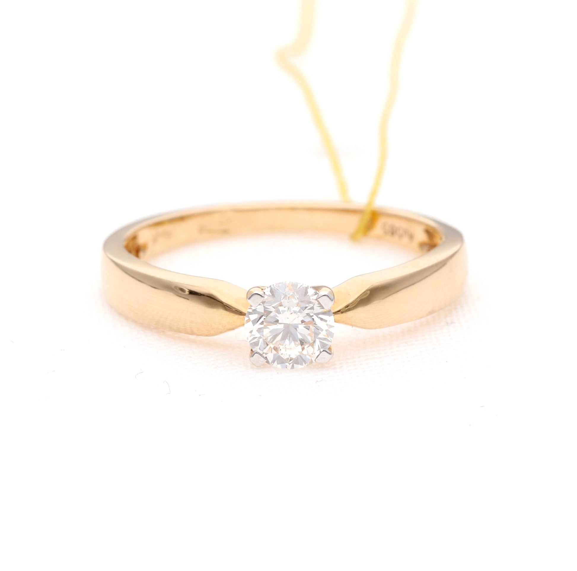 Žiedas su deimantu 0.50ct. Kolje