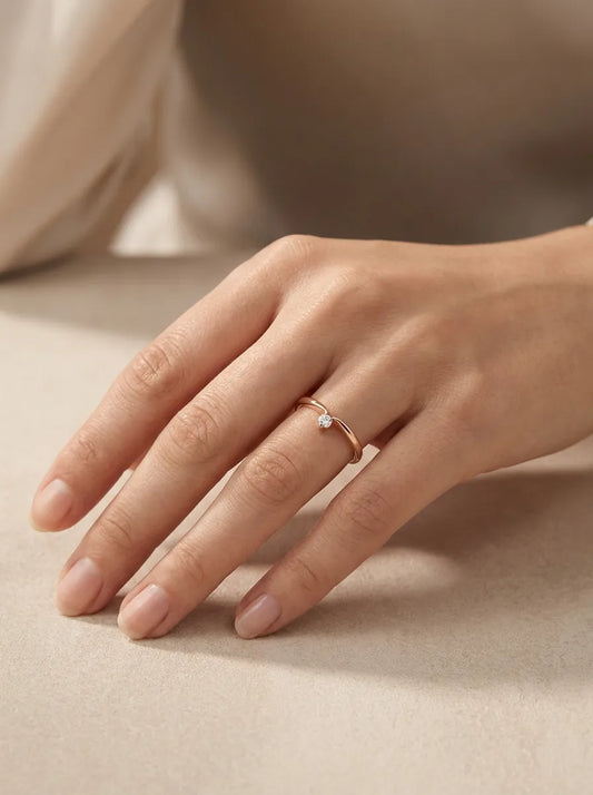 Gredzens ar briljantu 0,058 ct.