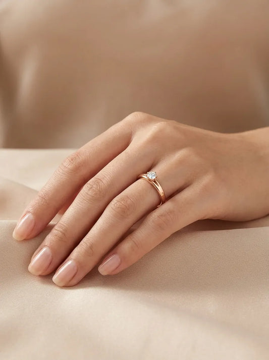 Žiedas su deimantu 0.40 ct.