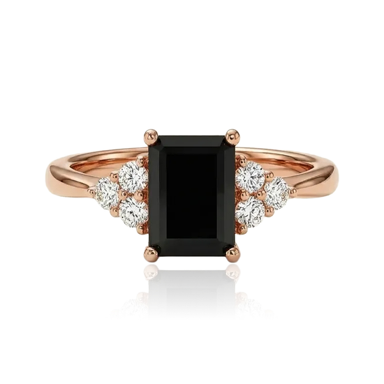 Auksinis žiedas su juodu akmeniu 16.5 dydis