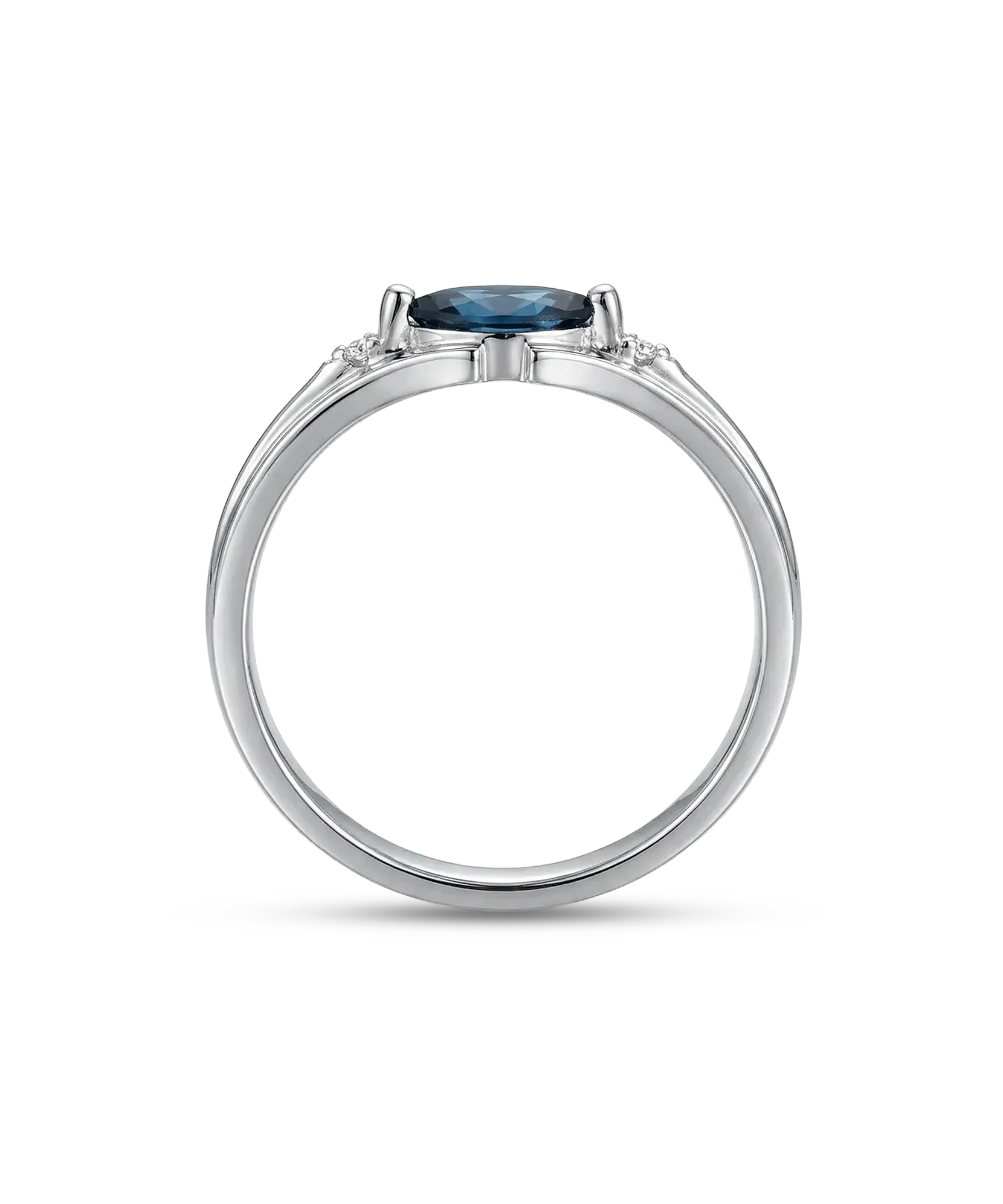 Elegantiškas žiedas su safyru ir briliantais