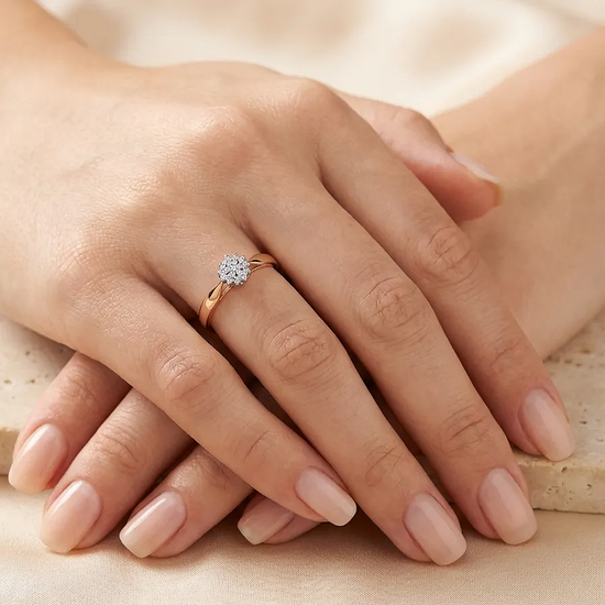 Rožinio aukso žiedas su briliantais