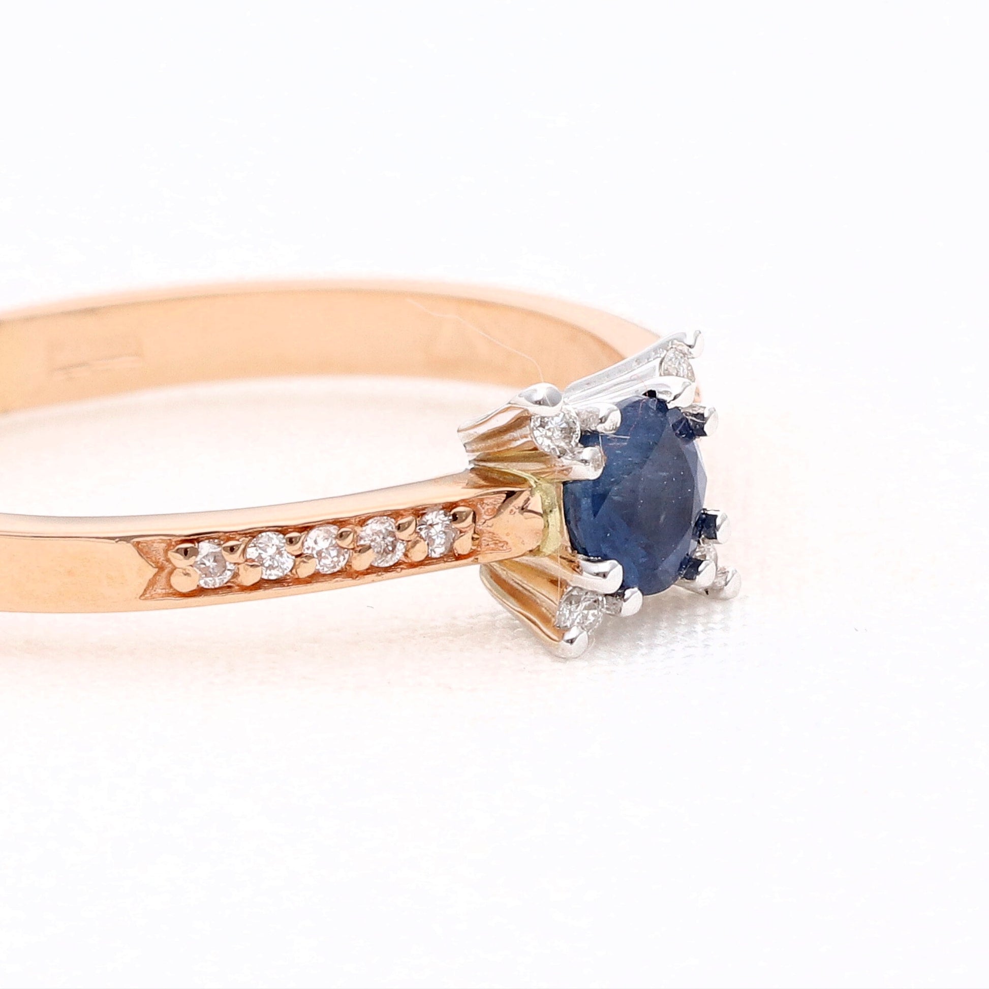 Žiedas su deimantais 0.07ct. Kolje