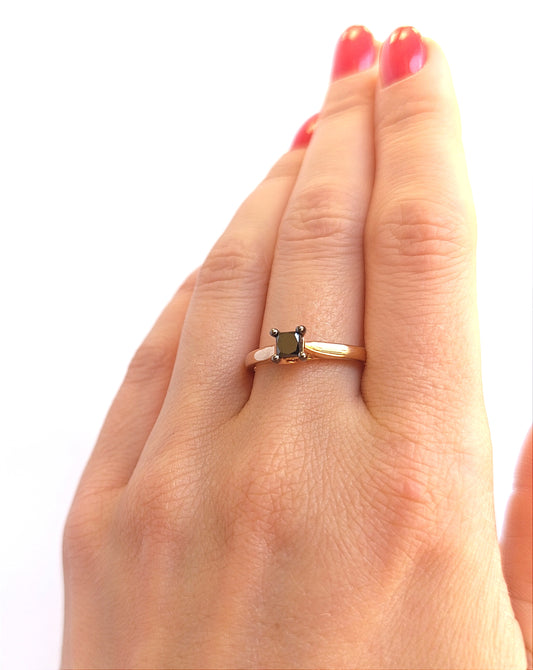 Žiedas su deimantu 0.48ct Kolje