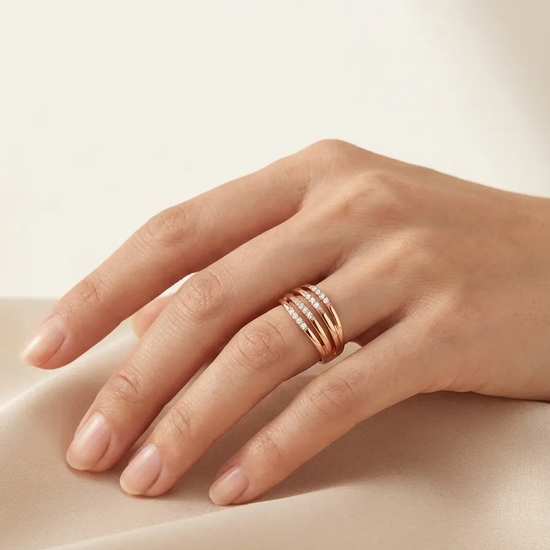 Moteriškas platus auksinis žiedas