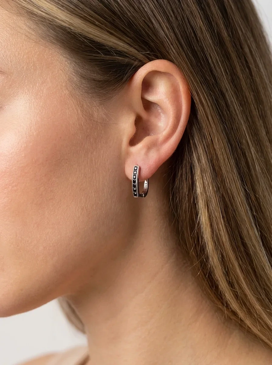 925 sidabro auskarai su juodais cirkoniais