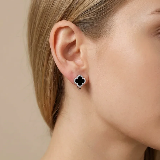 925 sidabro auskarai su juodu keturlapio formos akmeniu