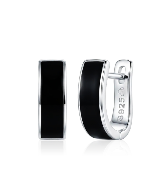 Sidabriniai auskarai su juodu intarpu