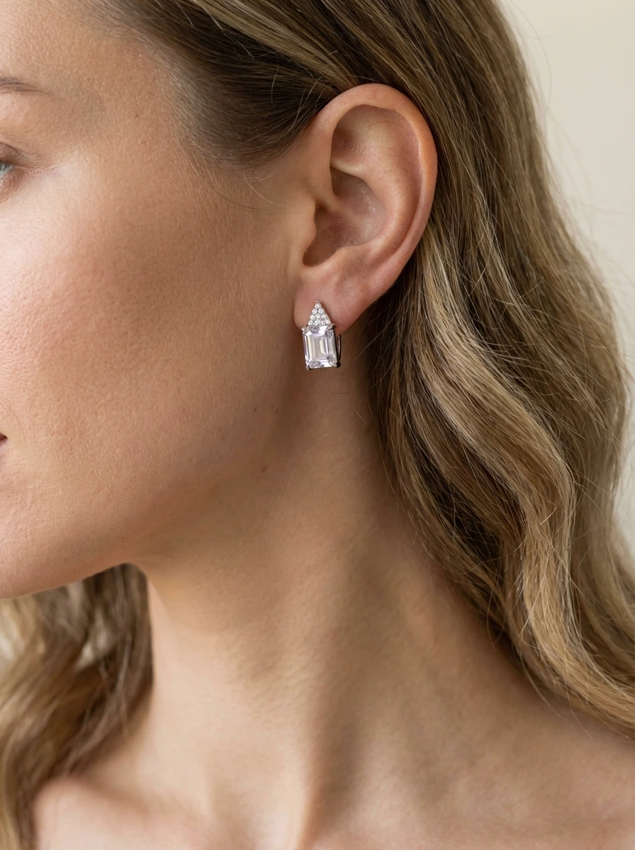 925 sidabro auskarai su stačiakampio formos cirkoniu