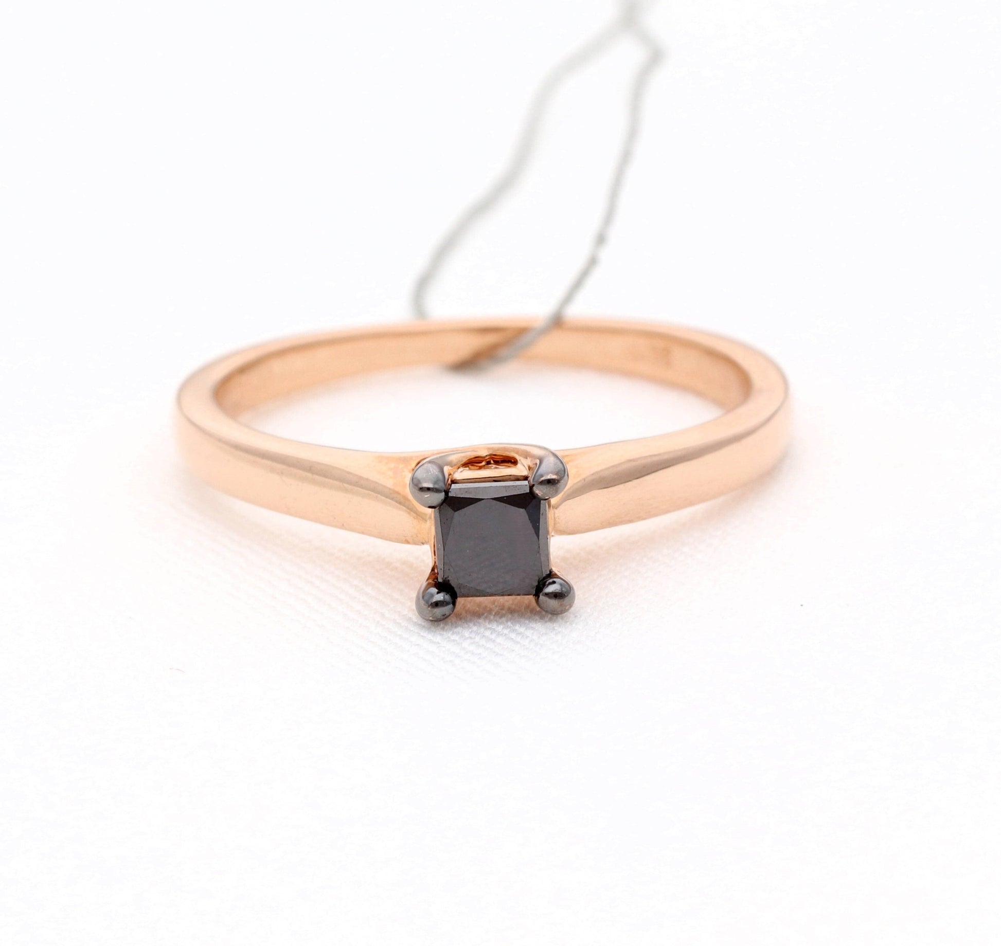 Žiedas su deimantu 0.48ct Kolje