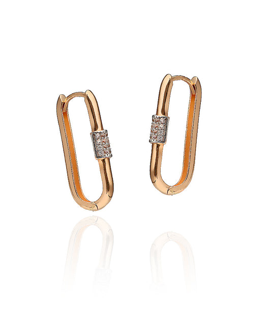 Auksiniai modernūs auskarai