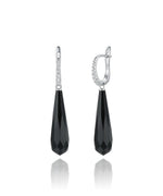 sidabriniai auskarai su juodu akmeniu