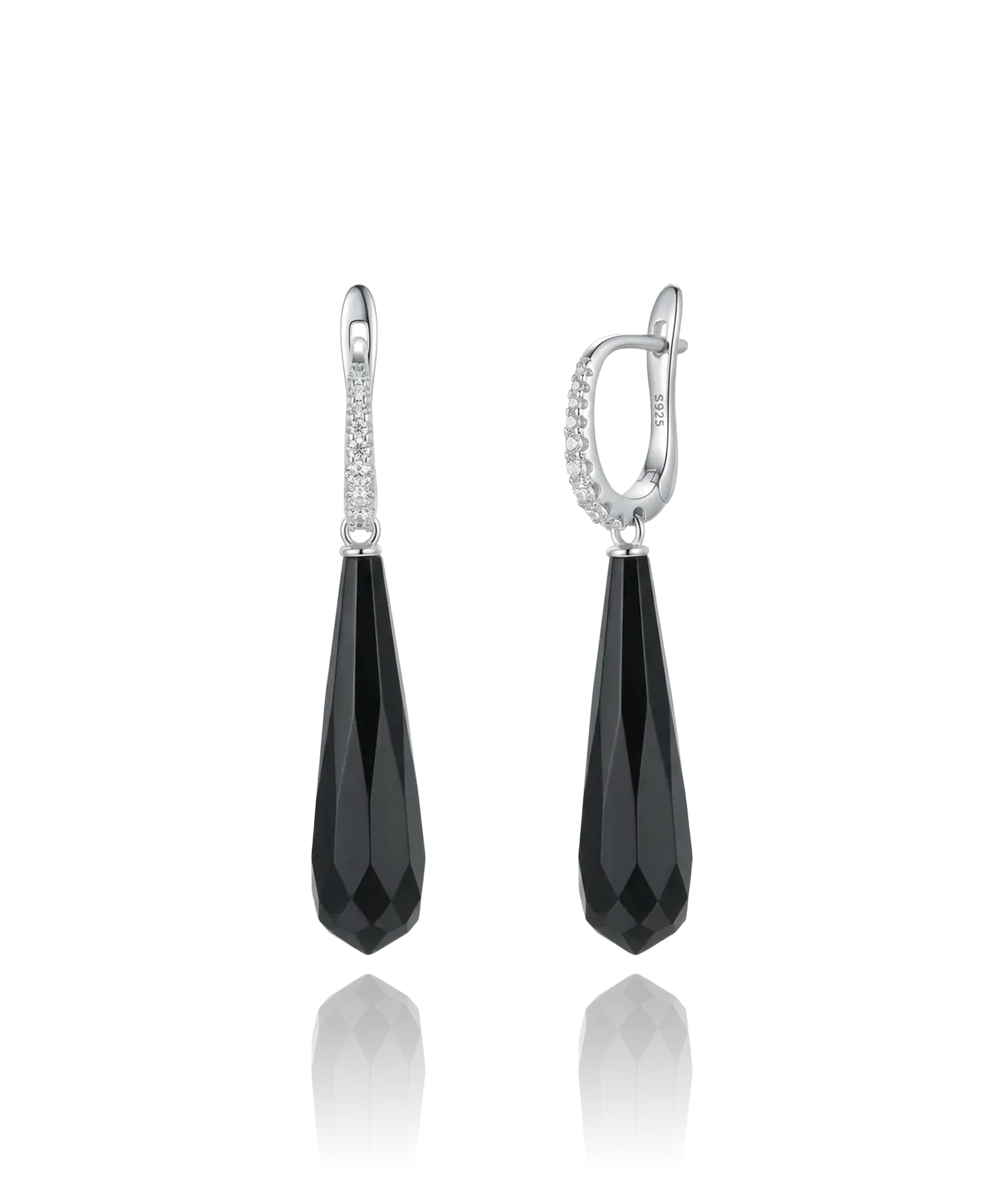 sidabriniai auskarai su juodu akmeniu