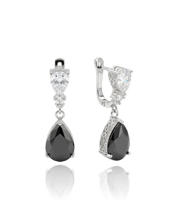 sidabriniai auskarai su juodu akmeniu