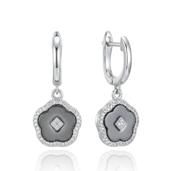 sidabriniai auskarai su juodu akmeniu