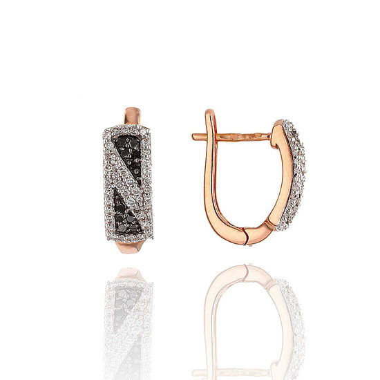 Rožinio aukso auskarai su juodaisiais ir baltaisiais briliantais – priekinis vaizdas