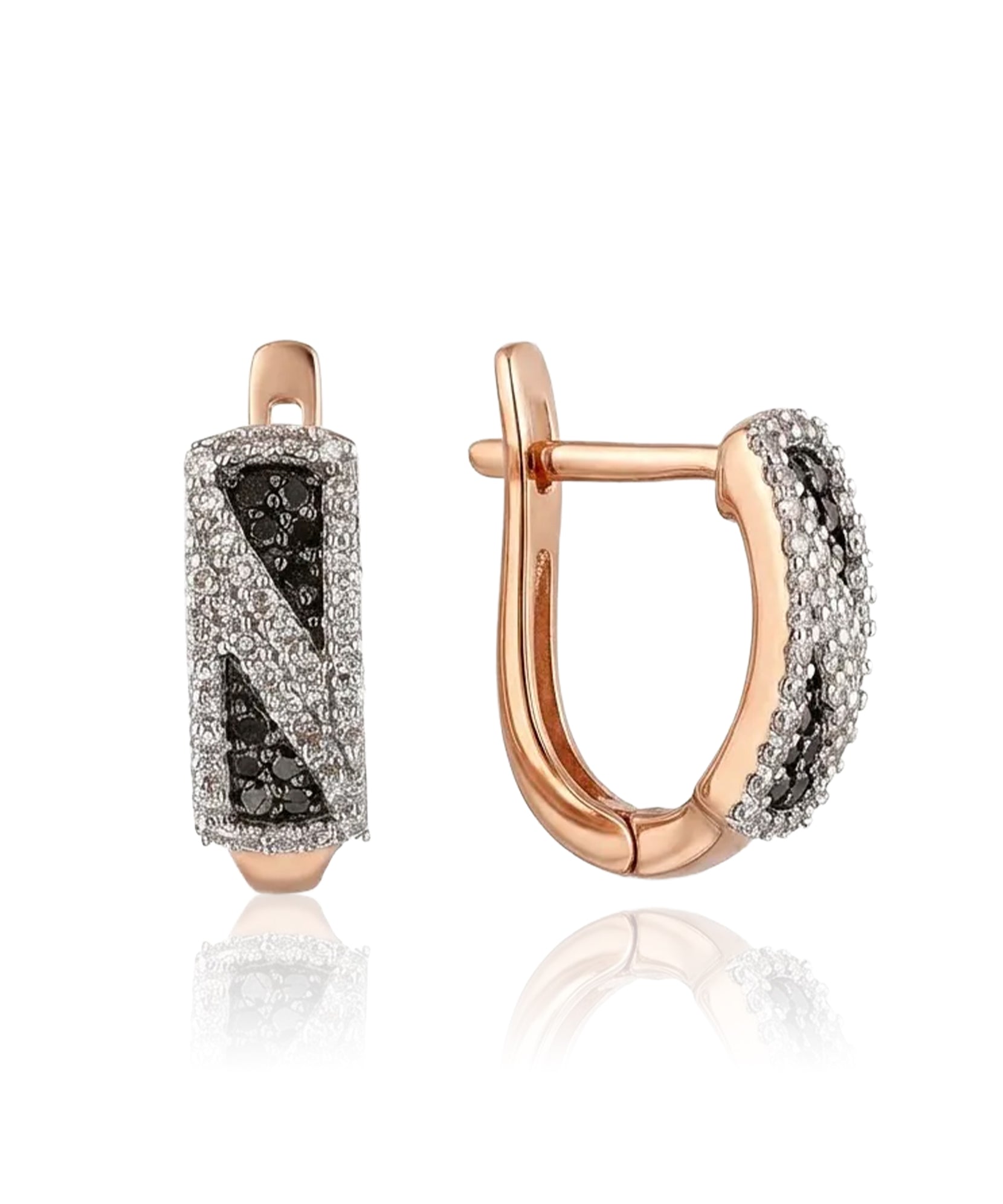 Rožinio aukso auskarai su juodaisiais ir baltaisiais briliantais – priekinis vaizdas