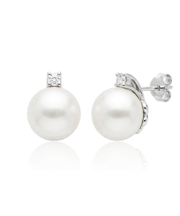 moteriški auskarai su apvaliais perlais ir žėrinčiu akmeniu