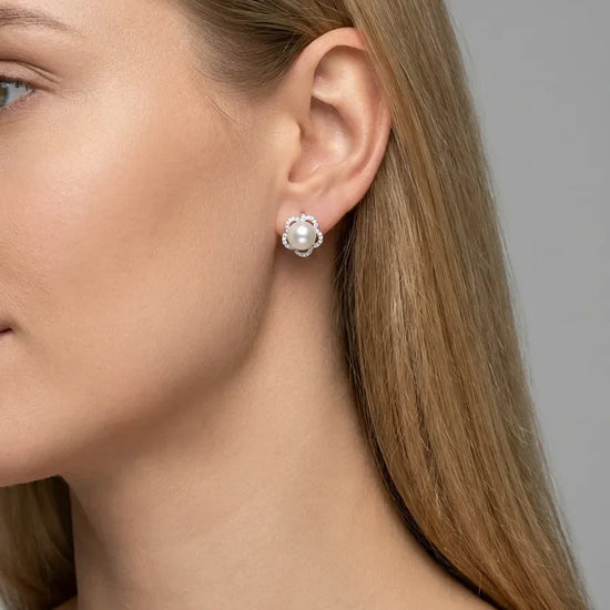 sidabriniai auskarai su perlais