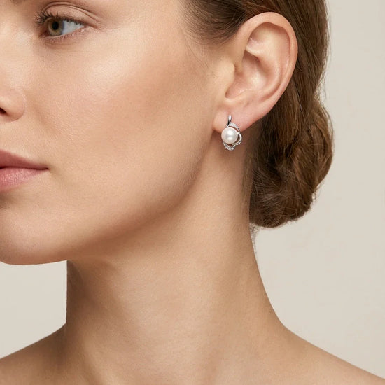 perliniai auskarai su cirkoniais