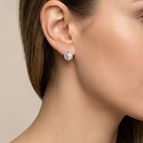 sidabriniai auskarai su perlais