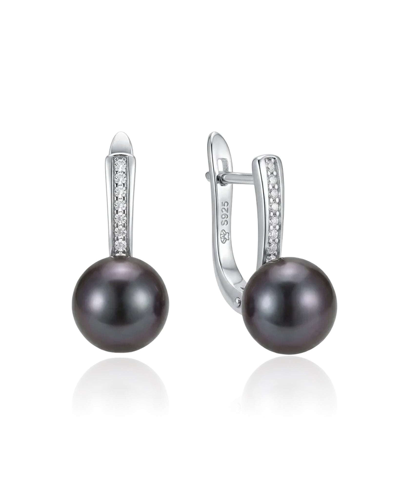 sidabriniai auskarai su perlais