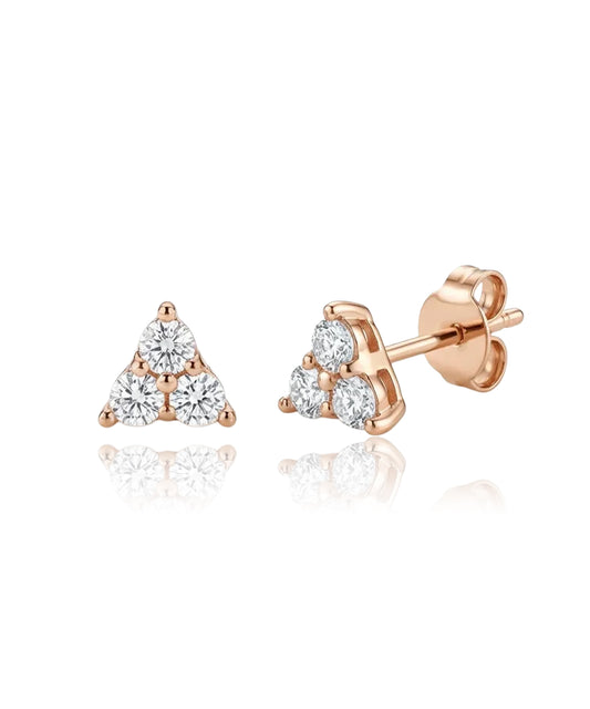 Gold earrings with diamonds