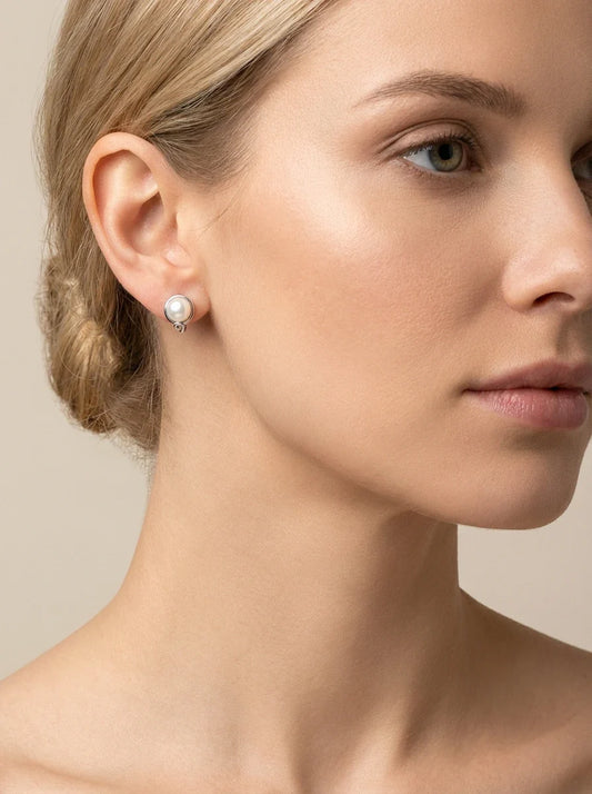 sidabriniai auskarai su perlais