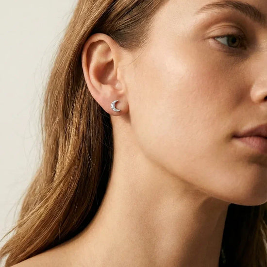 sidabriniai auskarai su cirkoniais