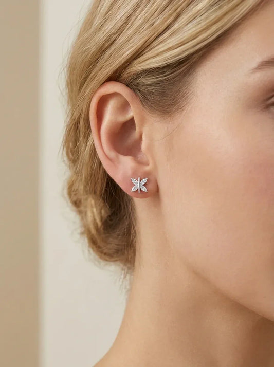 sidabriniai auskarai drugelio formos