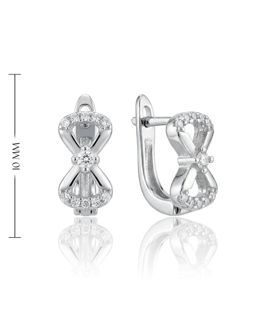 sidabriniai auskarai kaspino formos