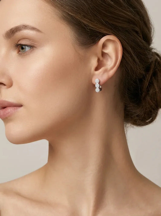 sidabriniai auskarai su trimis apskritimais