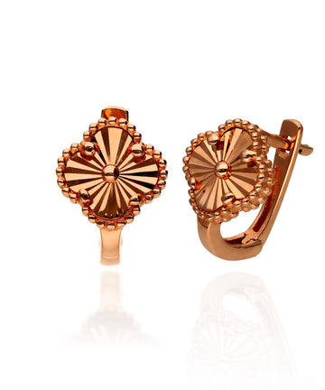 Auksiniai dekoratyviniai auskarai