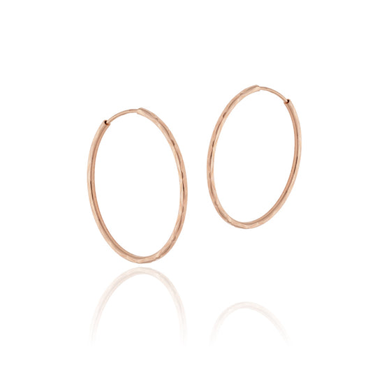 Faktūruoti rožinio aukso lankeliai 30 mm