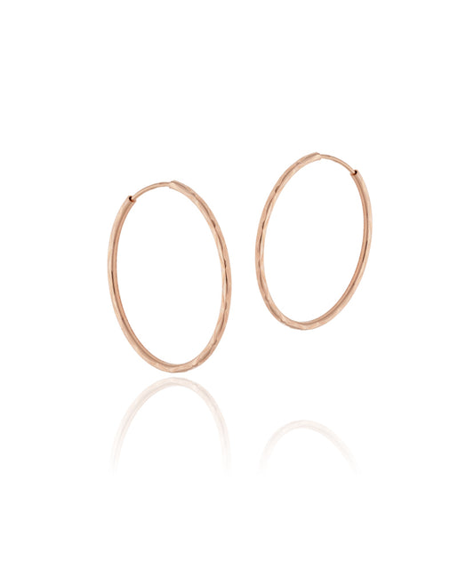 Faktūruoti rožinio aukso lankeliai 30 mm