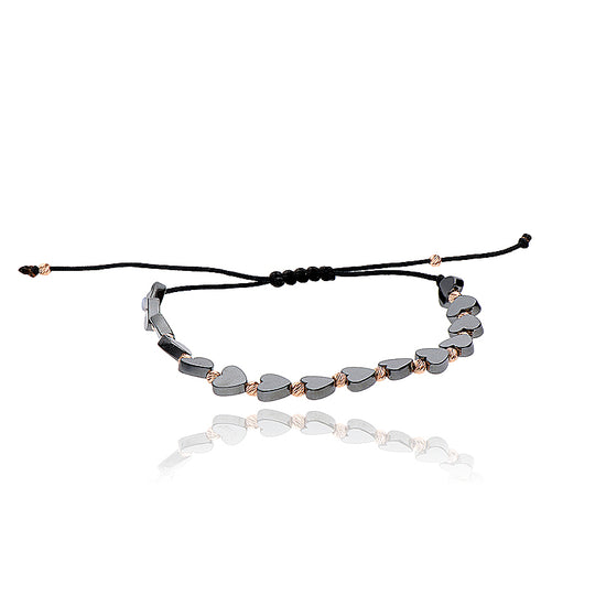 Juoda virvelinė apyrankė su širdelėmis ir 585 prabos auksu