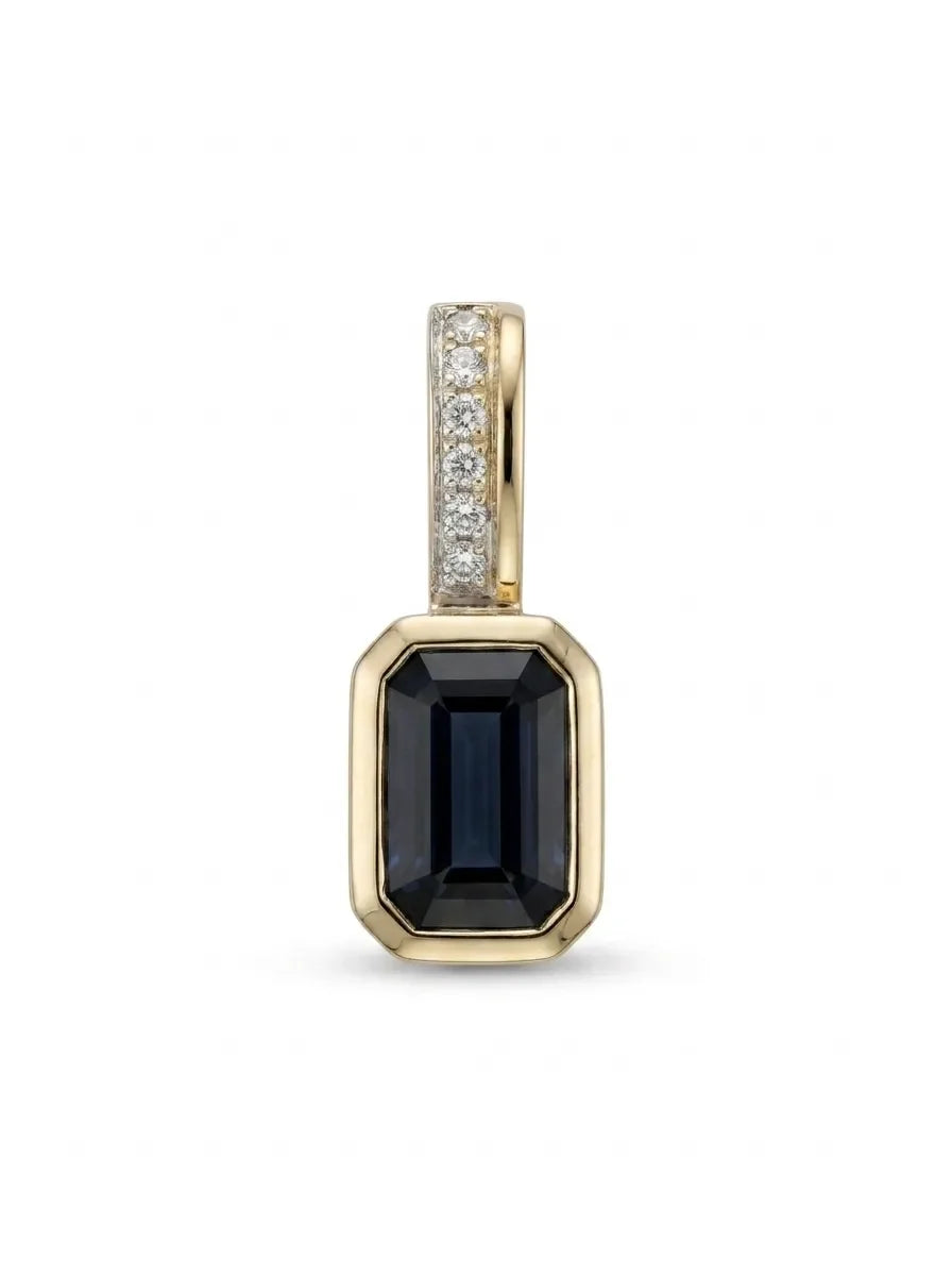 Auksinis pakabukas su safyru ir briliantais