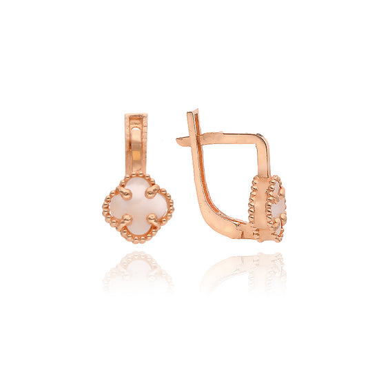 Keturlapės formos auskarai su dekoratyviniu krašteliu