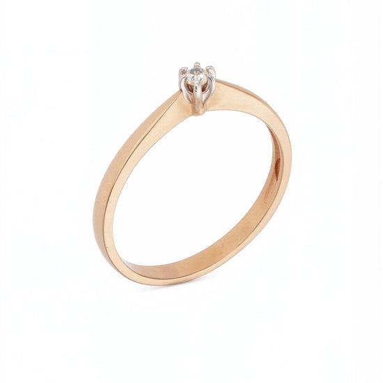 Klasikinis rožinio aukso žiedas su vienu briliantu