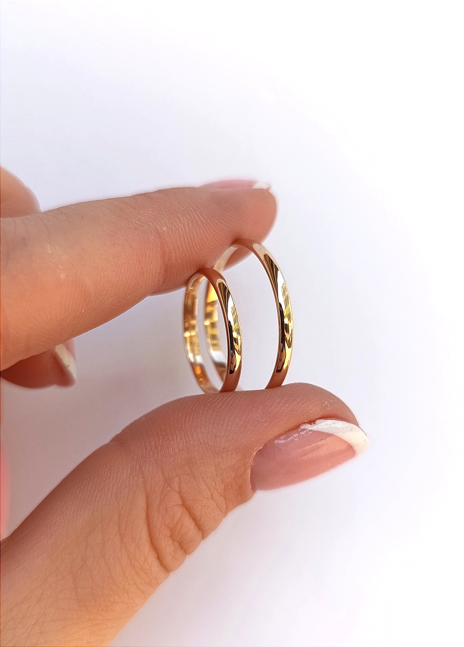 Ploni auksiniai vestuviniai žiedai porai, 2 mm plotis