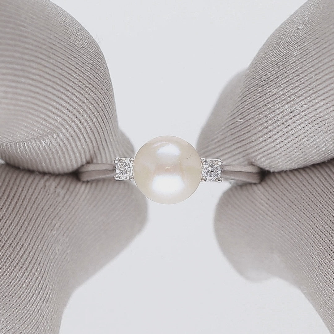 Prabangus žiedas su perlu ir briliantais
