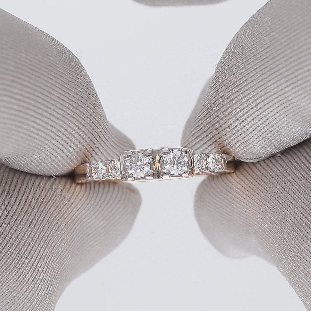 Prabangus žiedas su 0,45 ct briliantais