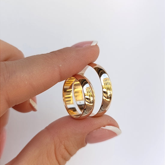 Pusapvalio profilio 585 aukso vestuviniai žiedai porai, poliruoti