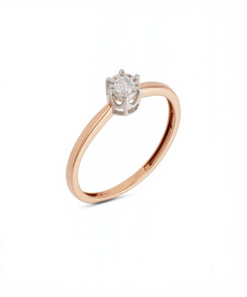 Rožinio aukso žiedas su briliantu karūninėje tvirtinimo formoje