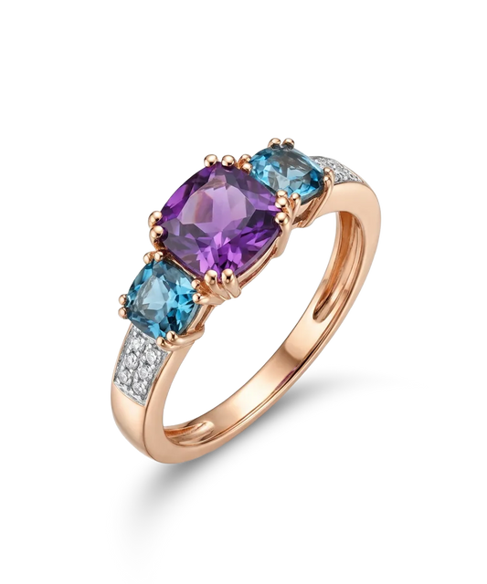Rožinio aukso žiedas su ametistu centre ir mėlynais topazais