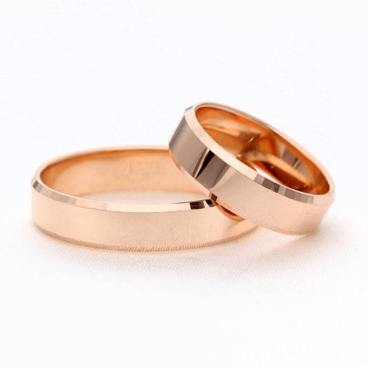 ožinio aukso vestuvinių žiedų pora, 5 mm, satininis centras ir poliruoti kraštai