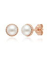 Earrings with pearls