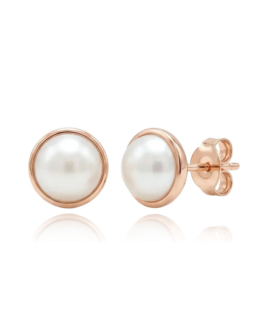 Earrings with pearls