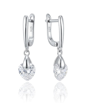 Sidabriniai auskarai su širdele