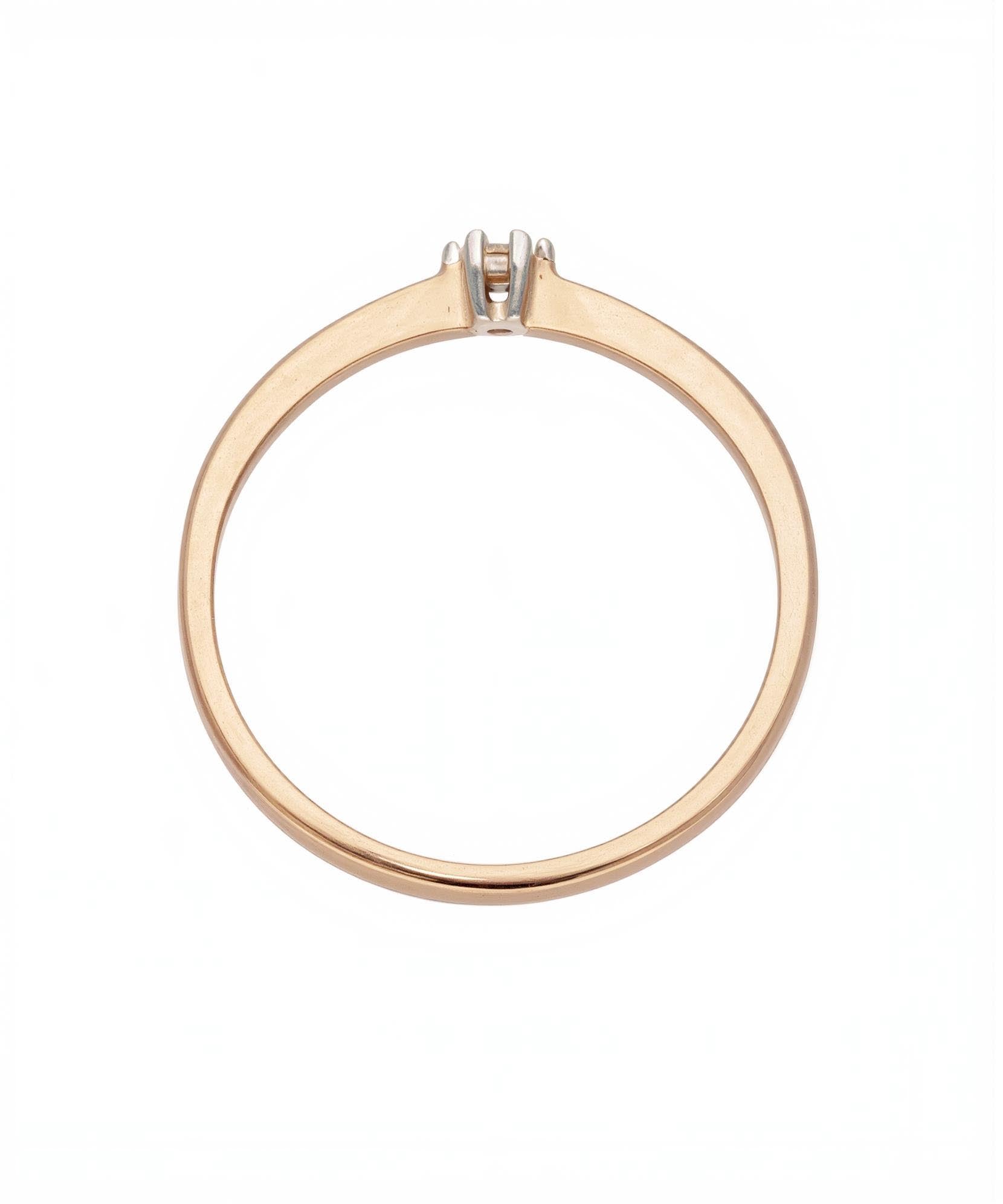 elegantiškas žiedas su briliantu